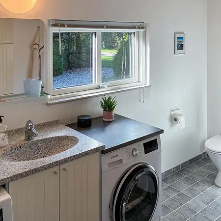 بيت للعطل 3 Bedroom Amazing In جيليليه